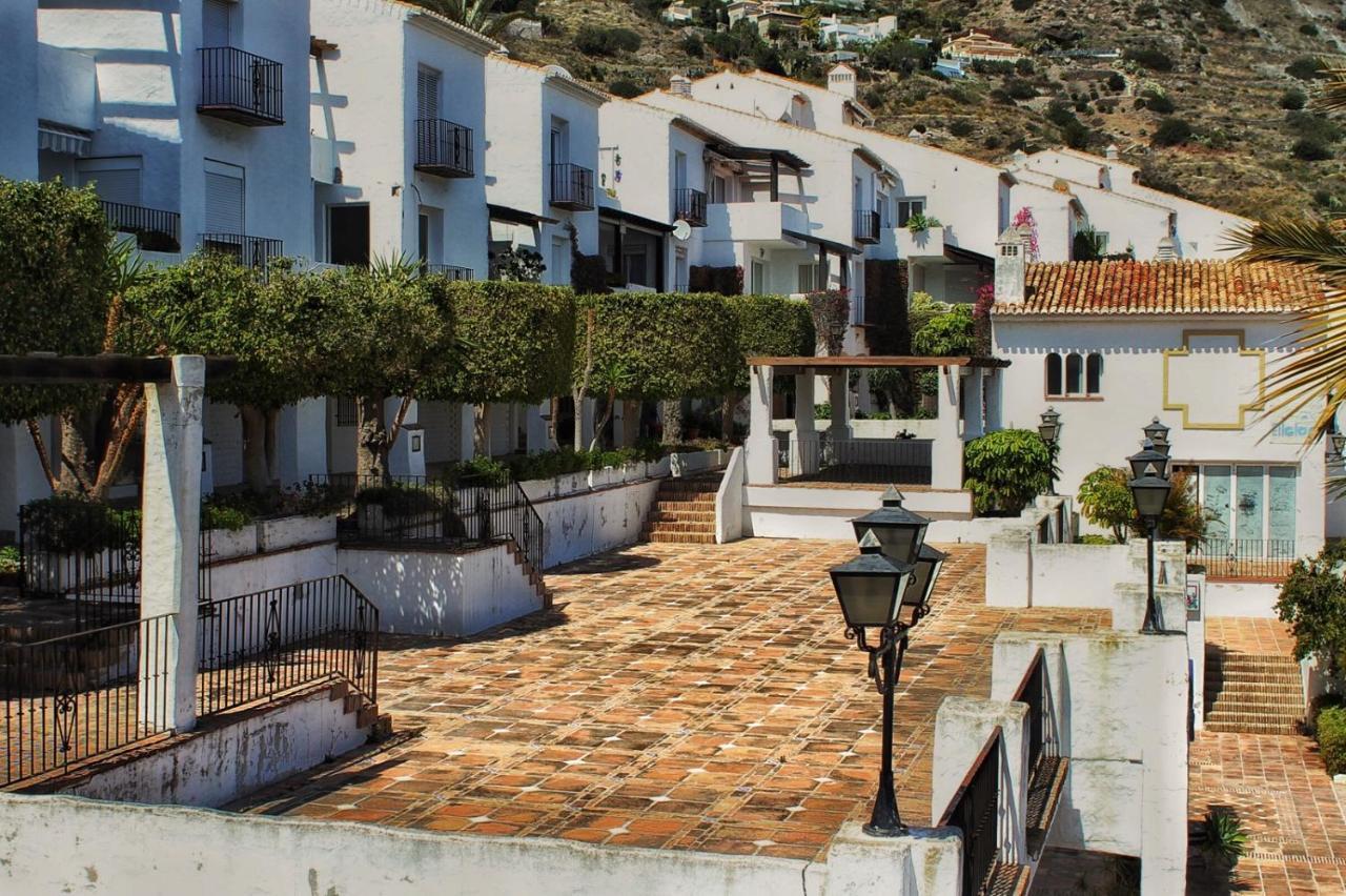 Vistas Al Mar Marina Del Este Almuñécar Extérieur photo